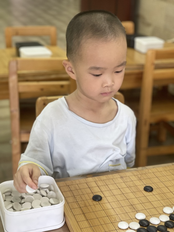 观棋不语的小棋手_副本.jpg